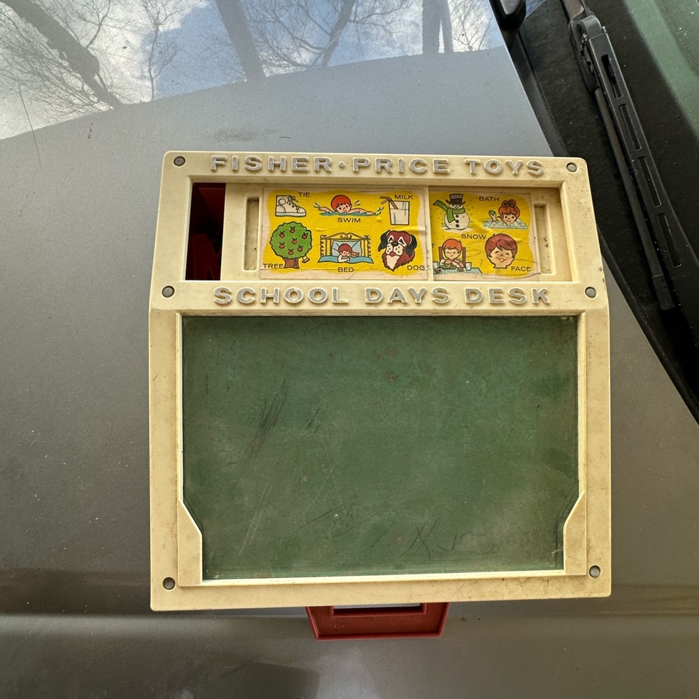Fisher-Price School Days Desk with Illustrations